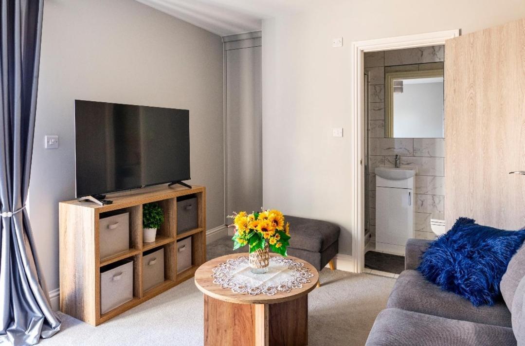 Luxury House 4 Ensuite Bedrooms, Free Parking ,Wifi Oxford Exterior photo